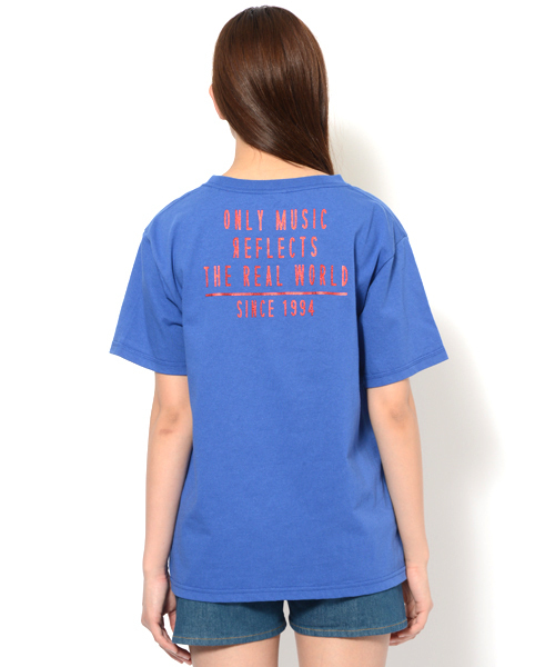 X-girl(エックスガール)の「FACE S/S BIG TEE(Tシャツ/カットソー・レディース・ホワイト/ブラック/レッド/ブルー・ONE SIZE)」の12枚目の写真