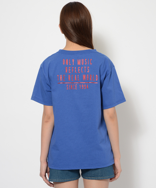 X-girl(エックスガール)の「FACE S/S BIG TEE(Tシャツ/カットソー・レディース・ホワイト/ブラック/レッド/ブルー・ONE SIZE)」の9枚目の写真