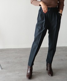 センタープレス美シルエットテーパードパンツ