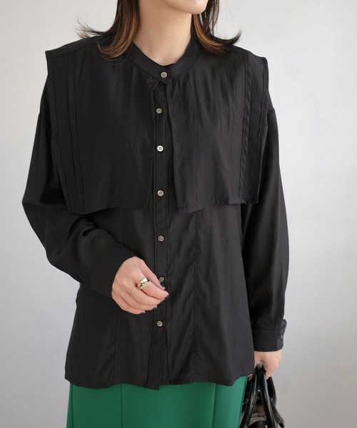 ANDJ(アンドジェイ)の「デザイン襟付マルチウェイシャツ(シャツ/ブラウス・レディース・ブラック/オフホワイト・M)」の15枚目の写真