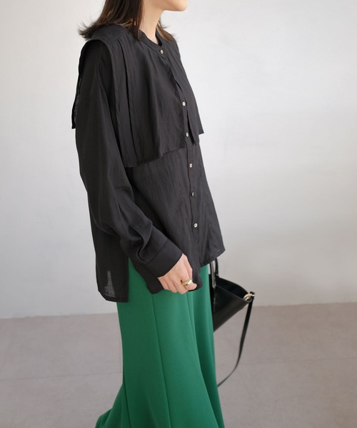 ANDJ(アンドジェイ)の「デザイン襟付マルチウェイシャツ(シャツ/ブラウス・レディース・ブラック/オフホワイト・M)」の17枚目の写真