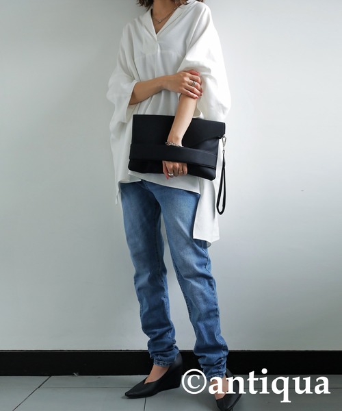 antiqua（アンティカ）の「ウェットスーツ素材3wayバッグ（クラッチバッグ・レディース・ブラック・FREE）」の7枚目の写真