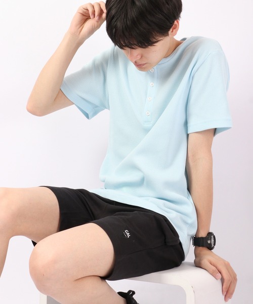 Bling Leads(ブリングリーズ)の「Bling Leads サマーヘンリーネック半袖Tシャツ(Tシャツ/カットソー・メンズ・ホワイト/ピンク/サックスブルー・M/L/XL)」の1枚目の写真