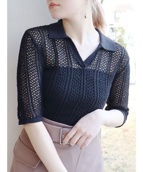 MURUA（ムルーア）の「メッシュニットポロシャツ（ポロシャツ・レディース・ブラック/ブラウン/グリーン・FREE）」の2枚目の写真