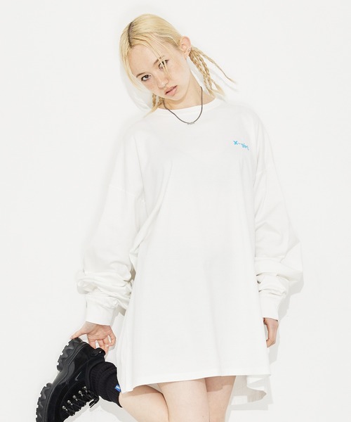 X-girl（エックスガール）の「YIN-YANG FLOWER L/S TEE DRESS（ワンピース・レディース・ホワイト/チャコール/ベージュ・M/S）」の7枚目の写真