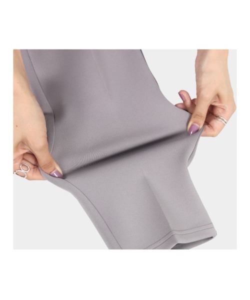 KOBE LETTUCE(コウベレタス)の「ストレッチセンタープレスパンツ(その他パンツ・レディース・ブラック/グレー・S/M/L)」の9枚目の写真