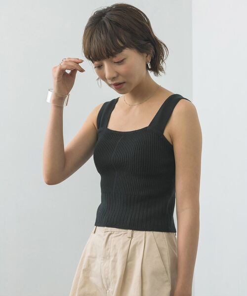 RETRO GIRL（レトロガール）の「リブニットキャミ（ニット/セーター・レディース・ブラック/レッド/オフホワイト/イエロー・FREE）」の12枚目の写真