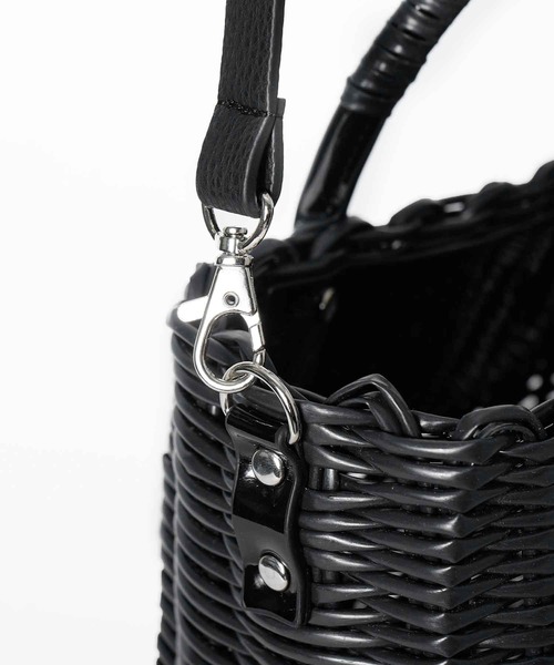 X-girl（エックスガール）の「BASKET BAG（ショルダーバッグ・レディース・ブラック/グリーン・ONE SIZE）」の13枚目の写真