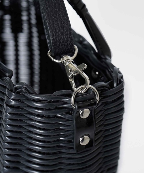 X-girl（エックスガール）の「BASKET BAG（ショルダーバッグ・レディース・ブラック/グリーン・ONE SIZE）」の14枚目の写真