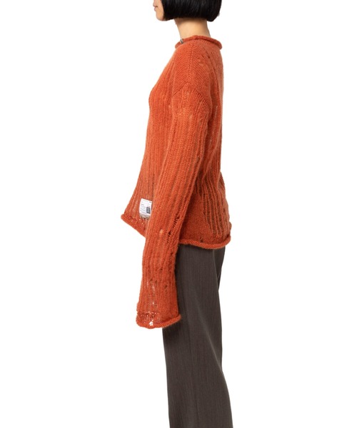 Maison MIHARA YASUHIRO(メゾンミハラヤスヒロ)の「Distressed Pullover(ニット/セーター・レディース・ブラック/オレンジ・FREE)」の12枚目の写真
