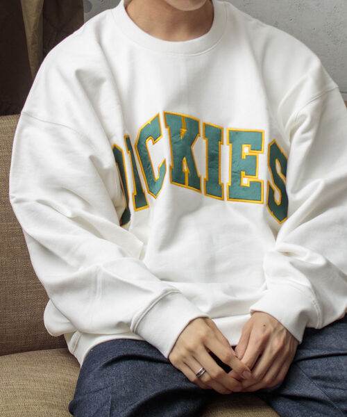 Dickies(ディッキーズ)の「【Dickies/ディッキーズ】カレッジロゴ ロゴスウェット P/O カレッジ サテン刺繍(スウェット・メンズ・ホワイト/アイボリー/チャコールグレー/ダークブラウン/ダークグリーン/ネイビー/ロイヤルブルー/イエロー・M/L/XL)」の16枚目の写真