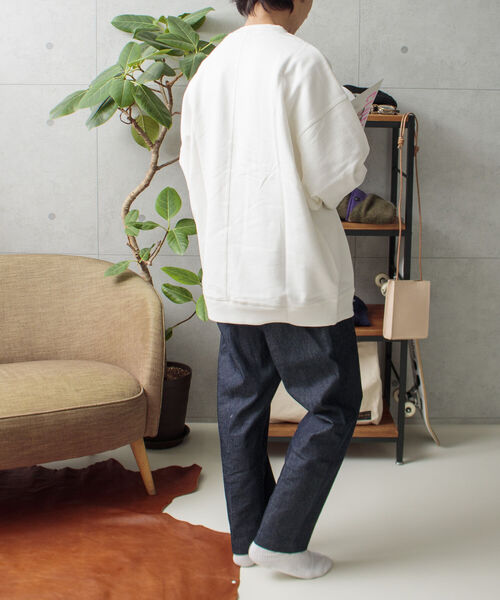 Dickies(ディッキーズ)の「【Dickies/ディッキーズ】カレッジロゴ ロゴスウェット P/O カレッジ サテン刺繍(スウェット・メンズ・ホワイト/アイボリー/チャコールグレー/ダークブラウン/ダークグリーン/ネイビー/ロイヤルブルー/イエロー・M/L/XL)」の21枚目の写真