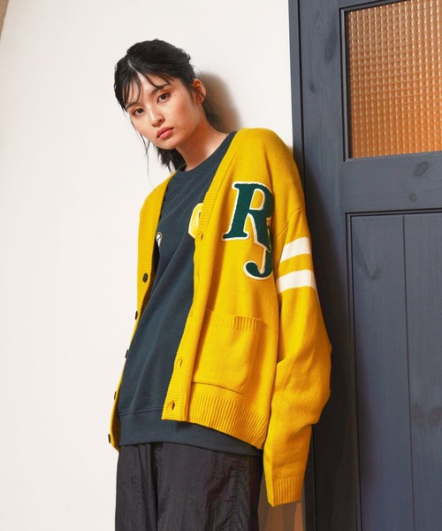 re_k by JUNRED（レクバイジュンレッド）の「re_k by JUNRED / バルキーBIGレタードカーディガン（カーディガン/ボレロ・メンズ・チャコールグレー/イエロー/グリーン・S/M/L）」の3枚目の写真