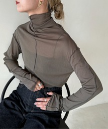 アウトリンキングシアーハイネックトップス