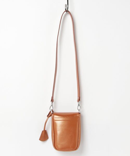 aniary（アニアリ）の「ショルダーバッグ（メタリックレザー）（ショルダーバッグ・メンズ・ネイビー/シルバー/ブラック/オレンジ・FREE）」の16枚目の写真