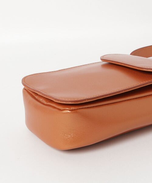 aniary（アニアリ）の「ショルダーバッグ（メタリックレザー）（ショルダーバッグ・メンズ・ネイビー/シルバー/ブラック/オレンジ・FREE）」の17枚目の写真