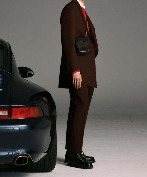 aniary（アニアリ）の「ショルダーバッグ（メタリックレザー）（ショルダーバッグ・メンズ・ネイビー/シルバー/ブラック/オレンジ・FREE）」の2枚目の写真