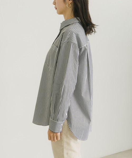 URBAN RESEARCH（アーバンリサーチ）の「コットンレギュラーシャツ（シャツ/ブラウス・レディース・ブルー系その他/オフホワイト/ストライプ・FREE）」の15枚目の写真