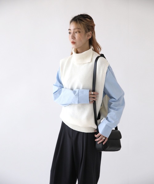 UNE MANSION（ユヌマンション）の「タートルネックニットベスト（ベスト・レディース・ブラック/グレー/アイボリー/チャコール・FREE）」の6枚目の写真