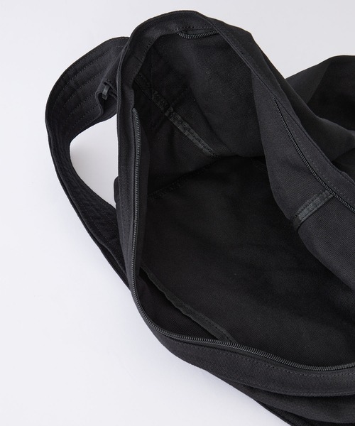 forksy.(フォルクシー)の「【forksy.】キャンバスビッグショルダーバッグ(ショルダーバッグ・レディース・オレンジ/アイボリー/ブラック/カーキ・FREE)」の6枚目の写真