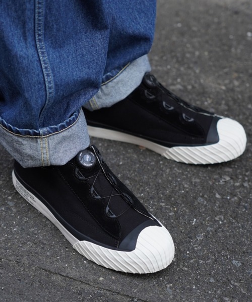 AVIREX(アヴィレックス)の「【直営店限定】SHOELACE SYSTEM SHOES / シューレース システム シューズ / フリーロック / スニーカー / AVIREX / アヴィレックス(スニーカー・メンズ・ブラウン/ホワイト/ブラック・8/10/9)」の2枚目の写真