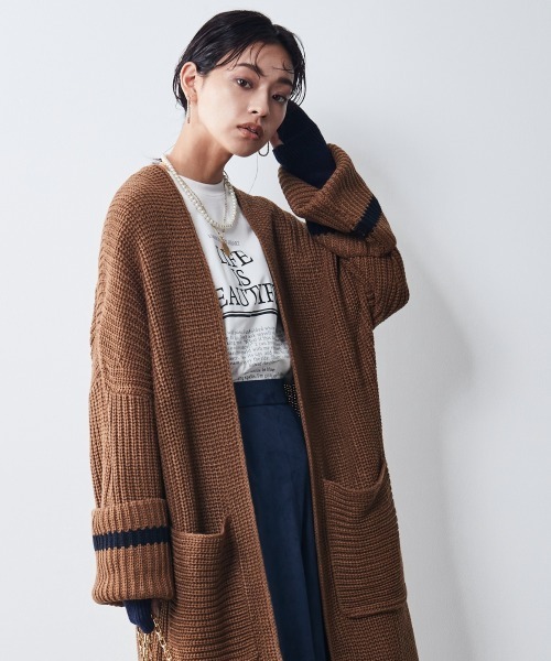 CHIC STYLE(シックスタイル)の「<大きいサイズ>配色ラインロングカーディガン シックスタイル(カーディガン/ボレロ・レディース・グレー/モカ・5L/8L/6L/4L/3L/LL/L)」の16枚目の写真