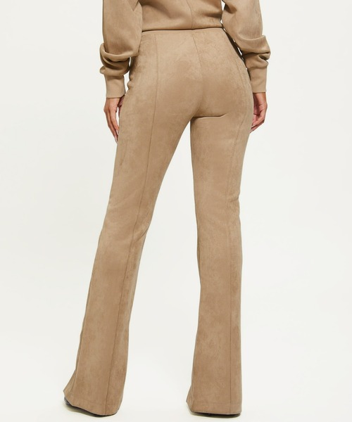 Guess（ゲス）の「Eco Stela Flare Pants（その他パンツ・レディース・ベージュ・SMALL/MEDIUM/X-SMALL）」の2枚目の写真