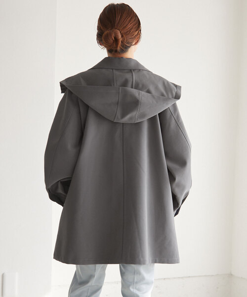 IENA(イエナ)の「トリプルクロスフードコート(その他アウター・レディース・チャコールグレー/アイボリー/ベージュ・36/38)」の11枚目の写真