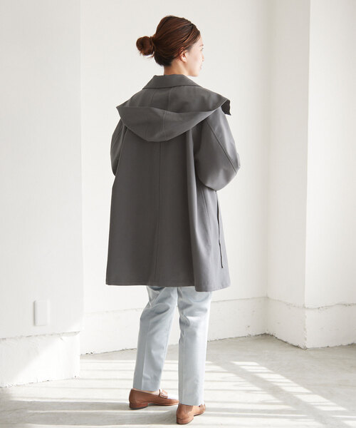 IENA(イエナ)の「トリプルクロスフードコート(その他アウター・レディース・チャコールグレー/アイボリー/ベージュ・36/38)」の14枚目の写真