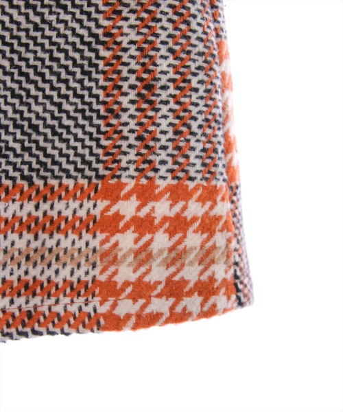 clear（クリア）の「六枚ハギチェック柄フレアスカート（スカート・レディース・オレンジ/ブラック・S/M）」の9枚目の写真