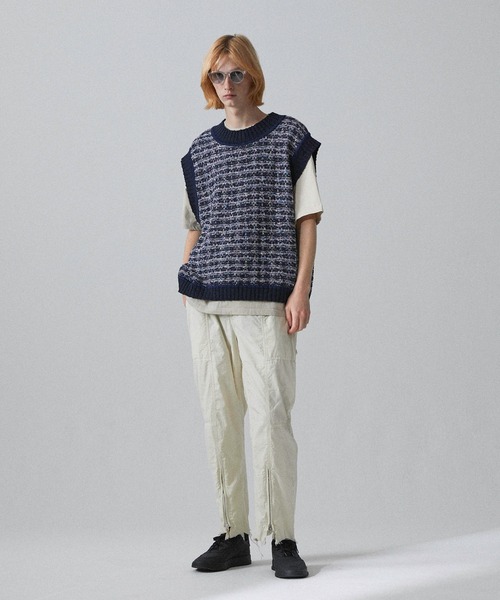 Iroquois（イロコイ）の「IROQUOIS イロコイ / TUCK TWEED VS タックツイードベスト / 277100（ベスト・メンズ・ブラック/ネイビー/ホワイト・2/1/3）」の11枚目の写真