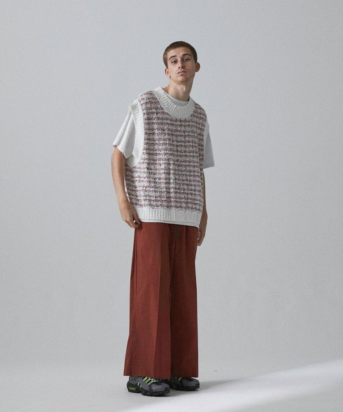 Iroquois（イロコイ）の「IROQUOIS イロコイ / TUCK TWEED VS タックツイードベスト / 277100（ベスト・メンズ・ブラック/ネイビー/ホワイト・2/1/3）」の18枚目の写真