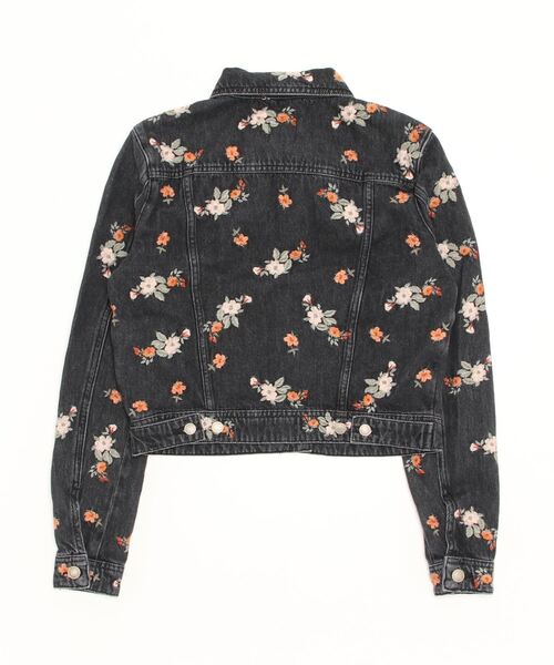 Guess（ゲス）の「Doria Jacket（デニムジャケット・レディース・ブラック・X-SMALL/SMALL/MEDIUM）」の6枚目の写真