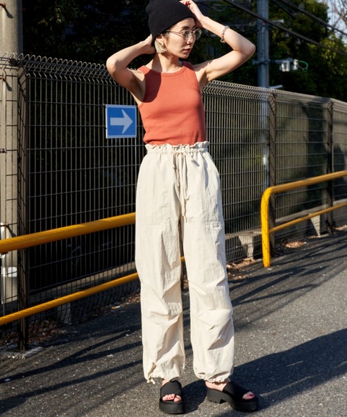Auntie Rosa Holiday(アンティローザホリデー)の「カップ付きリブアメスリタンク(タンクトップ・レディース・オフホワイト/ブルー/ブラック/オレンジ・FREE)」の16枚目の写真