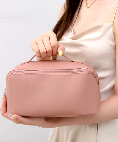 EPICKS（エピックス）の「ロゴ入り大容量コスメポーチ トラベルポーチ（ポーチ・レディース・アイボリー/ピンク/ブラウン/ブラック・F）」の10枚目の写真