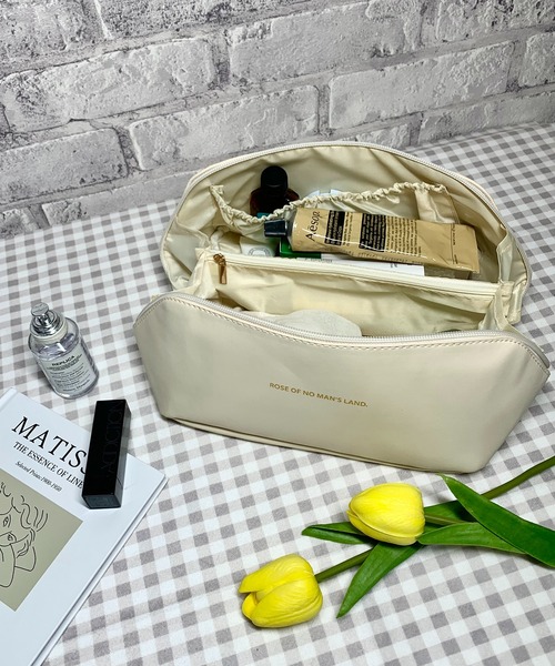 EPICKS（エピックス）の「ロゴ入り大容量コスメポーチ トラベルポーチ（ポーチ・レディース・アイボリー/ピンク/ブラウン/ブラック・F）」の17枚目の写真