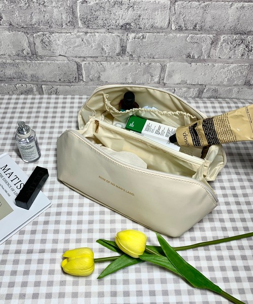 EPICKS（エピックス）の「ロゴ入り大容量コスメポーチ トラベルポーチ（ポーチ・レディース・アイボリー/ピンク/ブラウン/ブラック・F）」の16枚目の写真