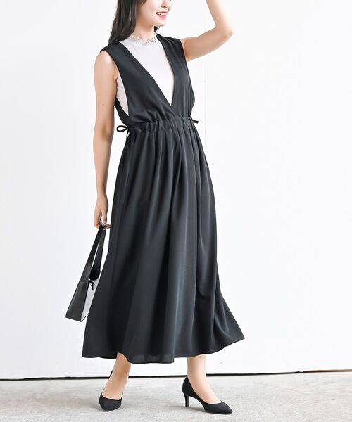 rps（アールピーエス）の「Ｖネックサイドリボンジャンドレ（ジャンパースカート・レディース・ピンクベージュ/グレー/ブラック/ライトカーキ/ネイビー・フリー）」の2枚目の写真