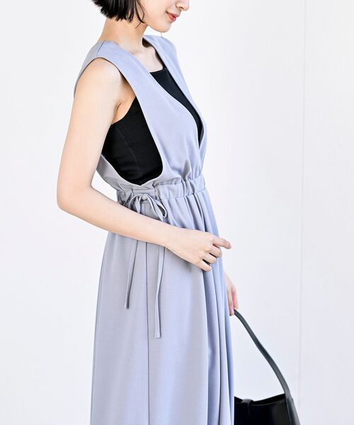 rps（アールピーエス）の「Ｖネックサイドリボンジャンドレ（ジャンパースカート・レディース・ピンクベージュ/グレー/ブラック/ライトカーキ/ネイビー・フリー）」の11枚目の写真