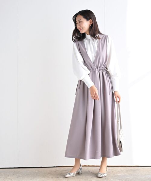 rps（アールピーエス）の「Ｖネックサイドリボンジャンドレ（ジャンパースカート・レディース・ピンクベージュ/グレー/ブラック/ライトカーキ/ネイビー・フリー）」の19枚目の写真
