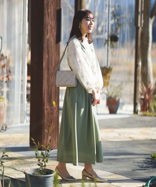 rps（アールピーエス）の「Ｖネックサイドリボンジャンドレ（ジャンパースカート・レディース・ピンクベージュ/グレー/ブラック/ライトカーキ/ネイビー・フリー）」の15枚目の写真