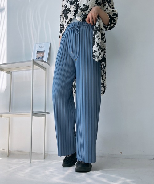 AS KNOW AS plus（アズノゥアズプラス）の「○ベルト付き カットOK!! プリーツパンツ（その他パンツ・レディース・イエロー/ブラック/カーキ/アイボリー/モカ/ライトカーキ/グリーン系/ブラック系/グレー系/アイボリー系/チャコールグレー/ブルー/カーキ系1/ベージュ系1/グレー系1/アイボリー系1/グレー系2/アイボリー系2/ブラウン系1・FREE）」の18枚目の写真