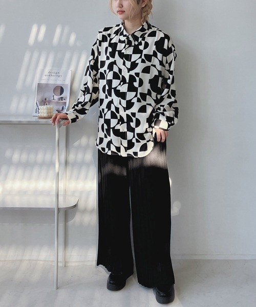 AS KNOW AS plus（アズノゥアズプラス）の「○ベルト付き カットOK!! プリーツパンツ（その他パンツ・レディース・イエロー/ブラック/カーキ/アイボリー/モカ/ライトカーキ/グリーン系/ブラック系/グレー系/アイボリー系/チャコールグレー/ブルー/カーキ系1/ベージュ系1/グレー系1/アイボリー系1/グレー系2/アイボリー系2/ブラウン系1・FREE）」の22枚目の写真