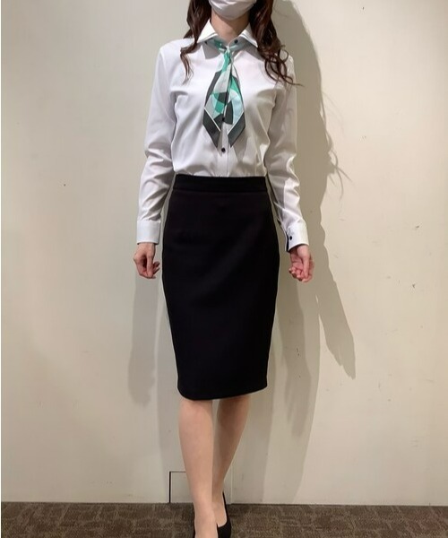 TOKYO SHIRTS(トウキョウシャツ)の「透け防止 形態安定ノーアイロン マイターレギュラー 長袖ビジネスワイシャツ(ビジネスシャツ・レディース・ホワイト・XL/LL/L/M/XS/S)」の9枚目の写真