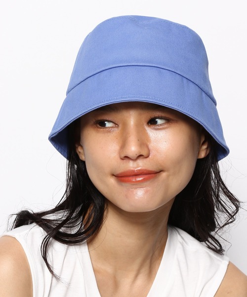 FOREVER 21(フォーエバー トゥエンティーワン)の「ツイルバケットハット(ハット・レディース・オレンジ系その他/ブラック/ブルー・FREE)」の3枚目の写真