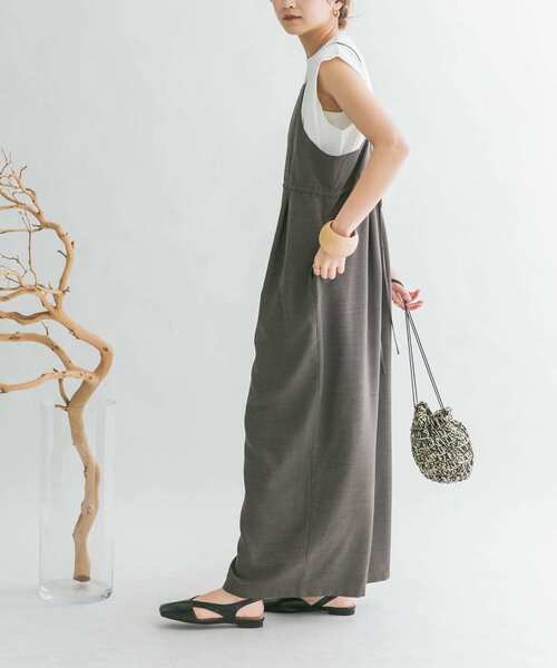 KBF（ケイビーエフ）の「WIDEキャミサロペット（サロペット/オーバーオール・レディース・モカ/グレー系その他/ブラック・ONE）」の14枚目の写真