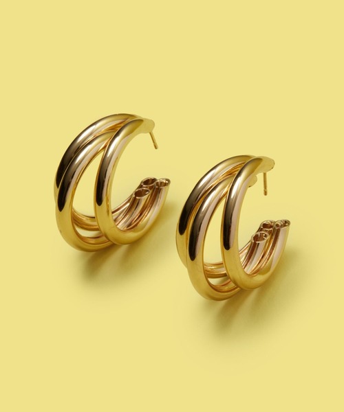FOREVER 21（フォーエバー トゥエンティーワン）の「トリプルフープピアス（ピアス（両耳用）・レディース・シルバー/ゴールド・FREE）」の2枚目の写真
