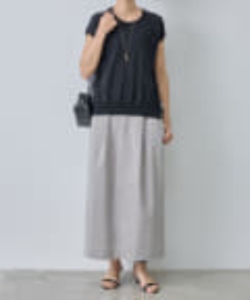 BEARDSLEY（ビアズリー）の「ピンタック コクーン ストレートスカート（スカート・レディース・ベージュ/グレー・FREE）」の8枚目の写真