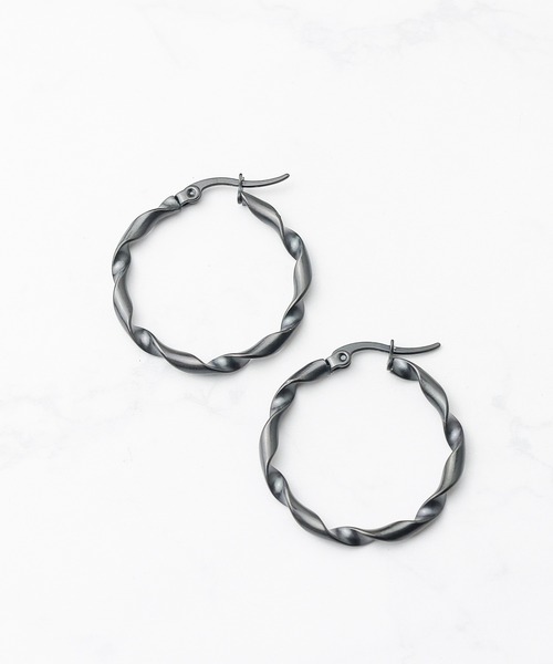 sunny branch(サニーブランチ)の「★Stainless★ Twist Ring Pierce 30mm(ピアス(両耳用)・レディース・シルバー/ゴールド/ブラック・FREE)」の1枚目の写真