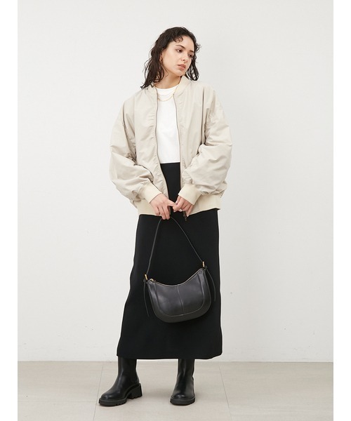 Mila Owen（ミラオーウェン）の「クルーネックベーシックハイラインTシャツ【マシーンウォッシャブル】（Tシャツ/カットソー・レディース・ホワイト/チャコールグレー/ブルー/ラベンダー・1/0）」の12枚目の写真